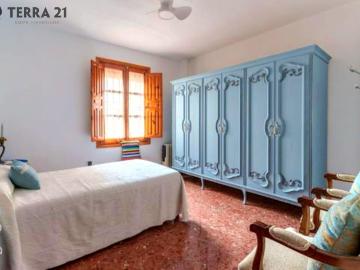 Amplia vivienda junto a la Catedral