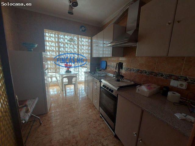 Amplia vivienda luminosa en finca con ascensor – Virgen del Remedio