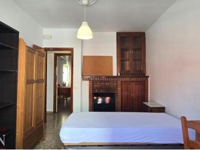 Amplia Vivienda para Estudiantes en Valdepasillas Ideal Ubicación y Confort