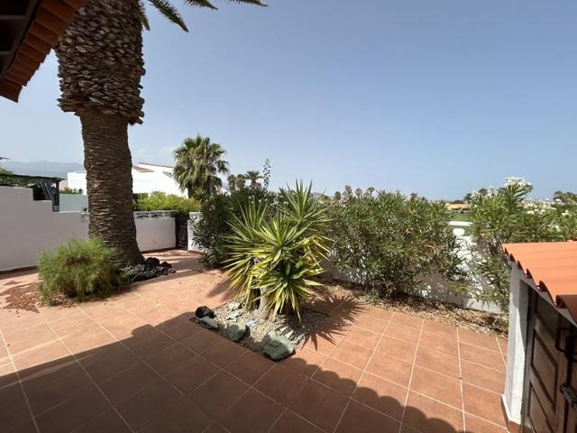 Amplia villa de dos dormitorios, dos baños con gran cocina f. 0m² Golf Del Sur