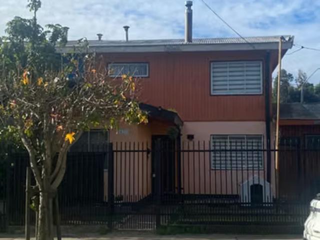 Amplia y cómoda casa en Penco | 3 dormitorios por 169000. 00 en Penco