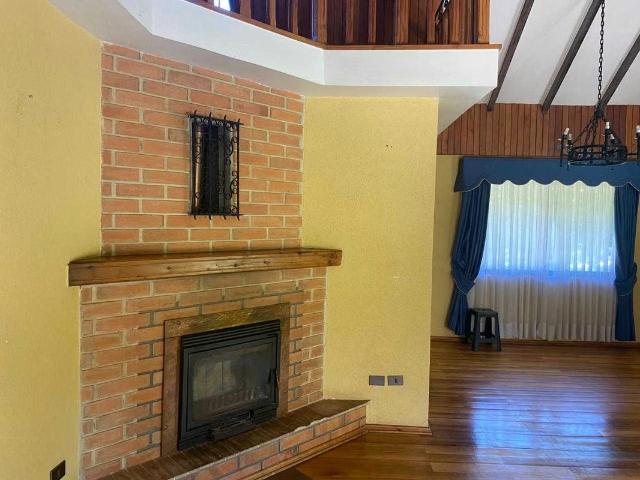 Hermoso Jardin Formado 1437 | dormitorios por 360000. 00 en Los Ángeles