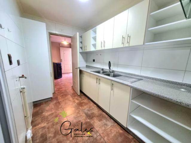 Amplia y hermosa casa en Villa Los Naranjos. 1852 | dormitorios por 145000. 00 en Temuco