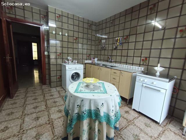 Amplia y Luminosa Casa en Pedregalejo Alto