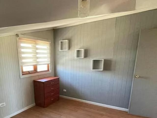 Amplia/Dos Pisos/Antejardin&Patio/Impecable&Instalarse | 3 dormitorios por 4208.00 en Valdivia