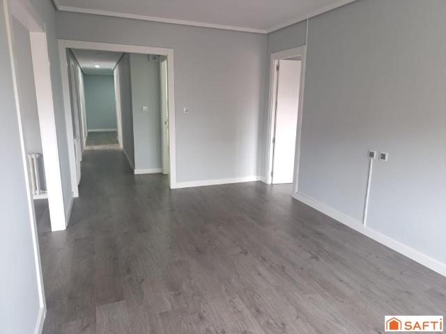 Amplitud, luz y comodidad para comenzar tu nueva historia en Valdepeñas