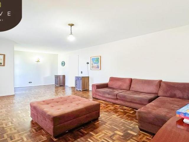 Amplo terreno ZR2, com 665m², no bairro Boa Vista em Curitiba/PR!