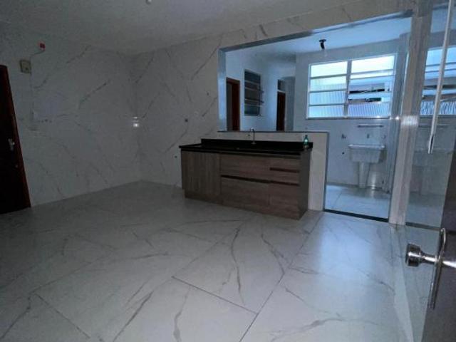 Amplo Apartamento Central com 160m² e Sol da Manhã – 3 Dormitórios 1 Suíte