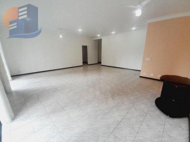 Amplo apartamento com 193m², perfeito para quem busca conforto, espaço e lazer completo