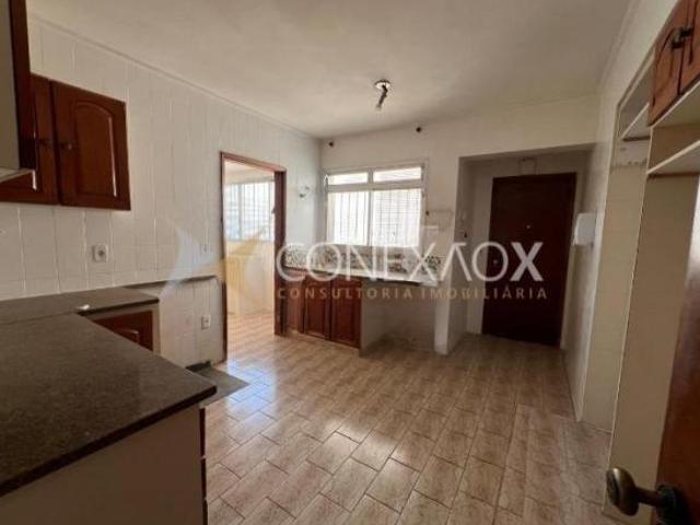 Amplo Apartamento de 4 Quartos com Elevador Privativo no Jardim Proença