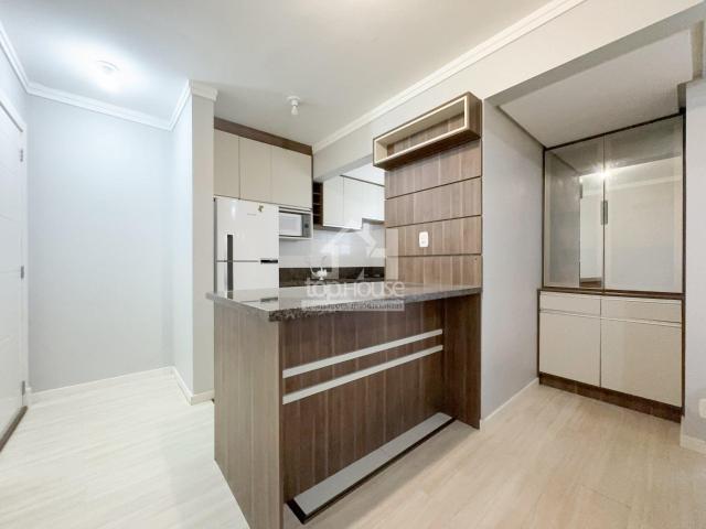 AMPLO APARTAMENTO DE 02 DORMITÓRIOS