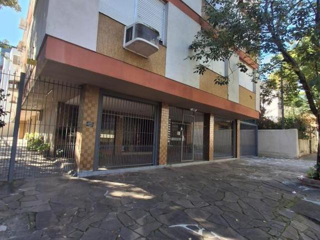 Amplo apartamento de 3 dormitórios próximo ao Zaffari Cabral, Parcão, Colegio Le