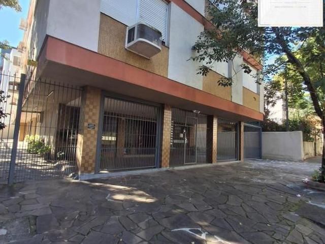 Amplo apartamento de 3 dormitórios próximo ao Zaffari Cabral, Parcão, Colegio Le
