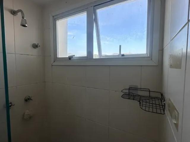 Amplo apartamento em condomínio no tanque 2 quartos