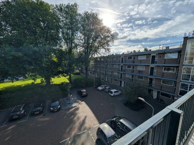 Amstelveen 3 bedroom fully furnished apartment