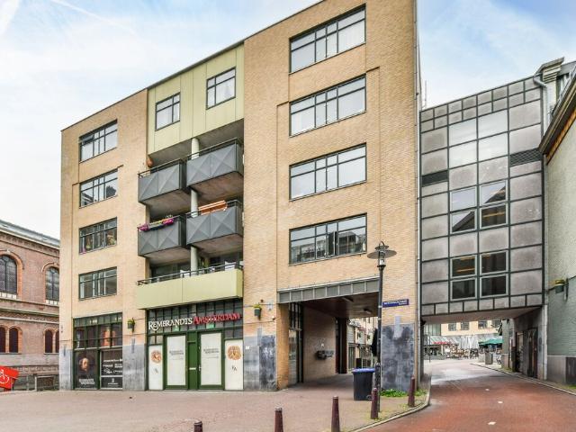Amsterdam – Max Euweplein 5