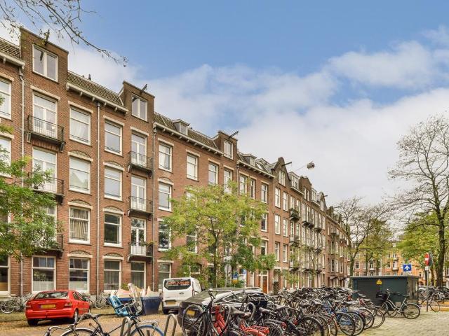 Amsterdam – Maarten Harpertszoon Trompstraat 11 1A