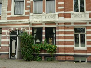 Amsterdam Sarphatistraat 5 room apartment