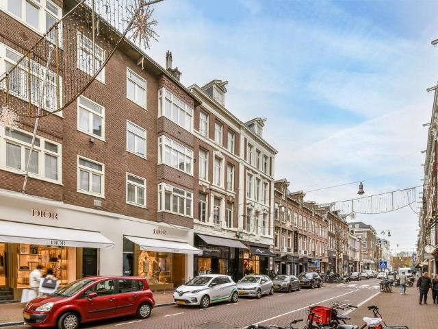 Amsterdam – Pieter Cornelisz. Hooftstraat 54 1