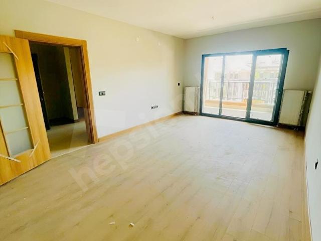 Çamurlu tokide 3+1 kiralık daire