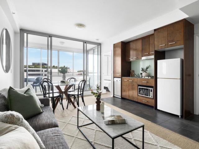 An Urban Retreat In The Landmark Genoa