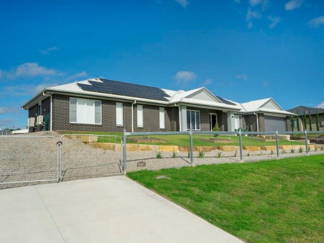 An Amazing Home With All The Extras