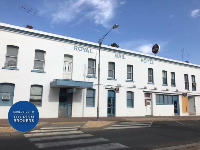AN AMAZING LEASEHOLD HOTEL OPPORTUNITY AWAITS 109HL