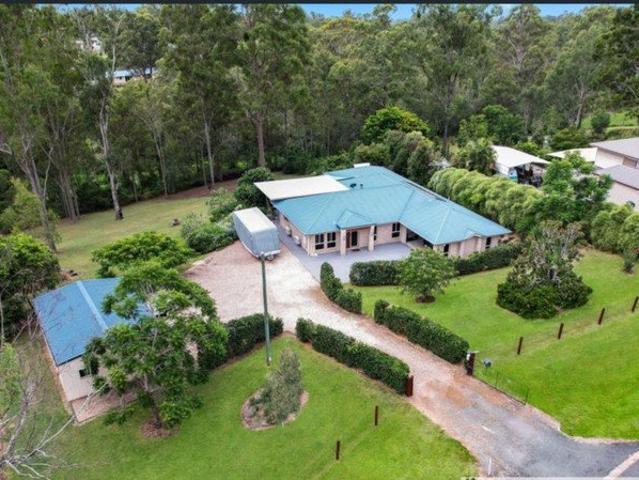 AN AMAZING PRIVATE HOME ON ACREAGE