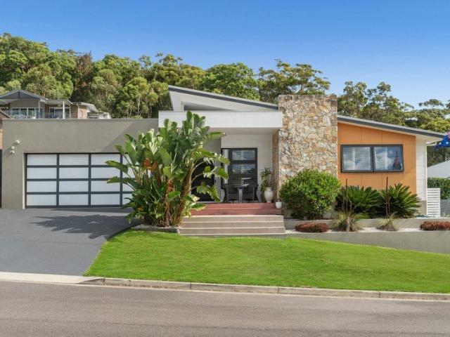 An Architectural Masterpiece of Uncompromising Luxury