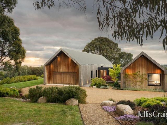An architectural masterpiece in an extraordinary lifestyle setting