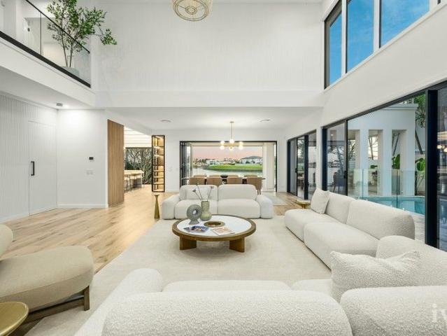 An Architectural Icon of Elegance and Waterfront Prestige