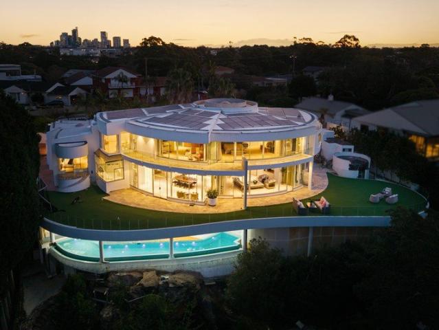 An Architectural Landmark on Middle Harbour