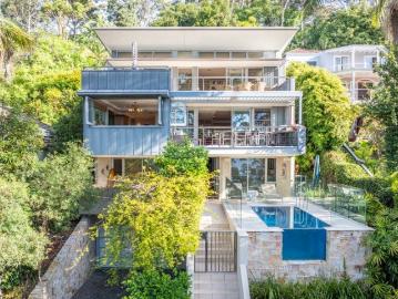 An Architectural Showpiece with Iconic North Views to Lion Island