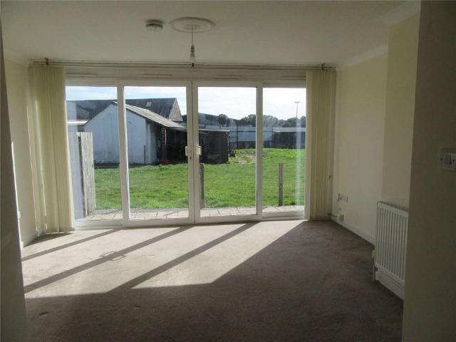 An attractive property on the outskirts of Dumfries offering spacious accommodation. No pets. Please note that no viewings will take place before 18th August 2026