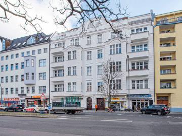 An belebter Kreuzung: Gewerbeeinheit mit 2 Zimmern, 104 m², provisionsfrei jetzt kaufen!