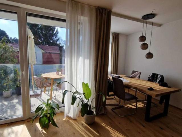 An der Alten Donau mit 2 Balkonen, perfekte Maisonette mit 3 Zimmern