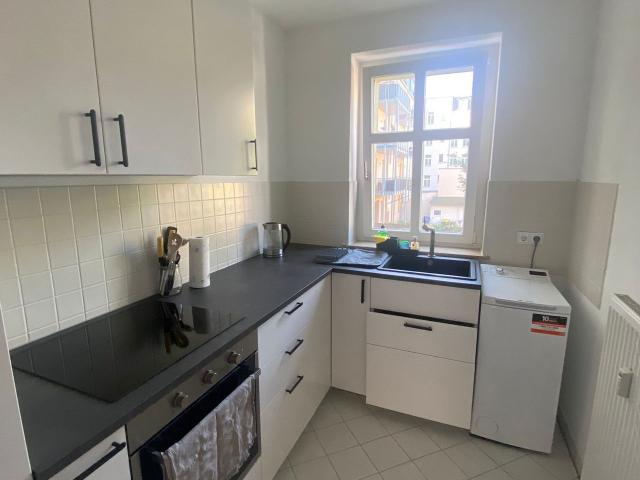 AN DER KARL HEINE STR Möblierte 3 Zimmer Wohnung in Plagwitz, Leipzig Amsterdam Apartments for Rent