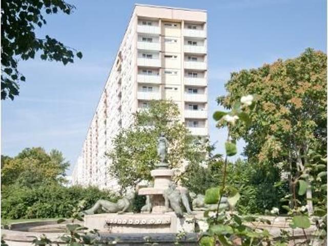 An der Magistrale 67 Künstler Karree