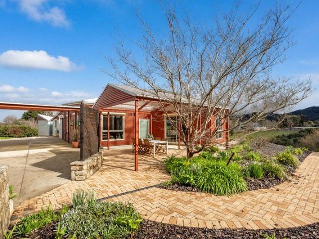 An Eco Conscious Design of Distinction with Ever changing Mount Lofty Views