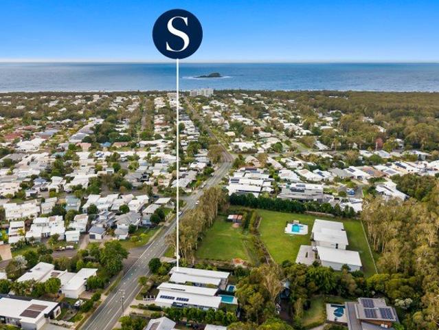 An Elevated Coastal Retreat in the Heart of Mudjimba