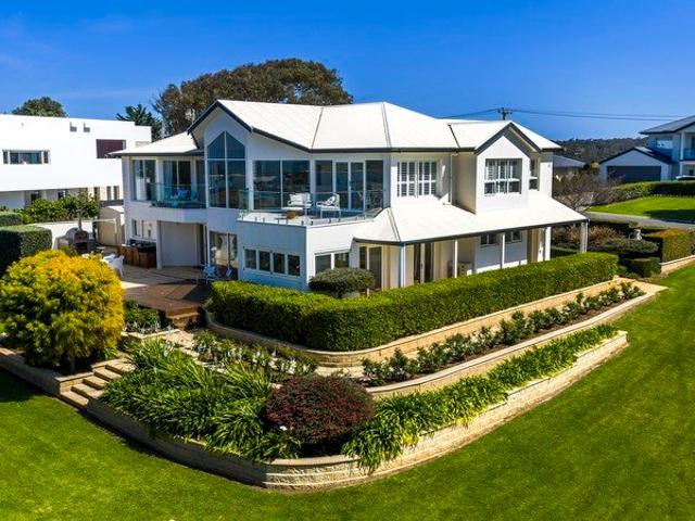 An Elevated Expression of Coastal Luxury