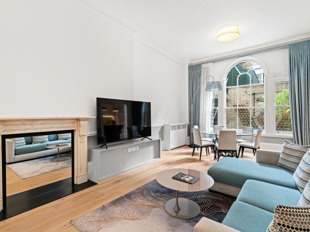 An Elegant Duplex in a Coveted Mayfair Development