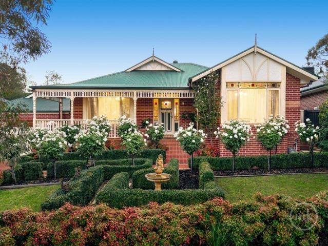 An elegant Federation inspired home