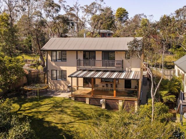An Entertainer's Delight with Space for the Family