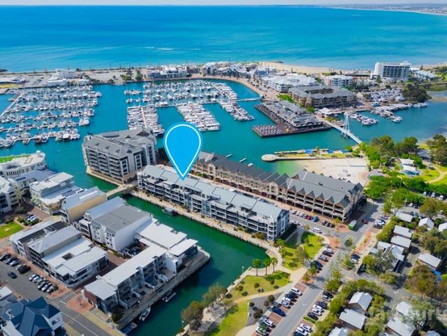 An Enviable Marina Lifestyle Awaits!