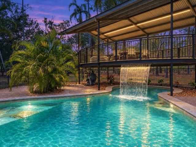 AN ESTABLISHED FIVE ACRE LIFESTYLE FULL OF HEART