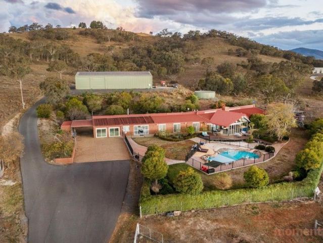 An Exceptional 33 Acre Lifestyle with Iconic Views & Showpiece Infrastructure