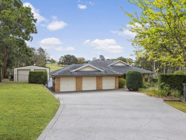 AN EXCEPTIONAL BOLWARRA HEIGHTS ENTERTAINER!