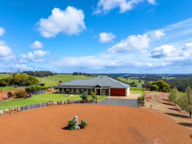 An Exceptional Bridgetown Country Estate 174 Acres of Lifestyle, Luxury & Opportunity