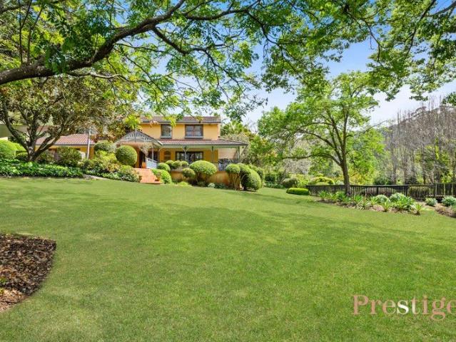 An Exceptional Country Estate Offering Space, Charm & Tranquillity